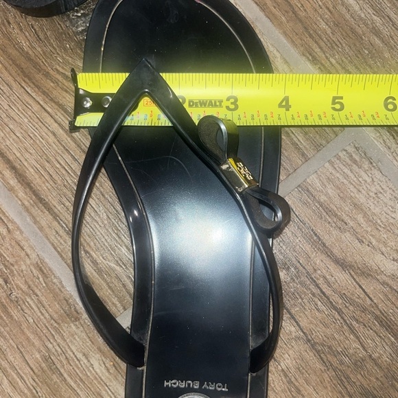 Tory Burch Michaela Bow jelly thong sandal - Picture 5 of 5